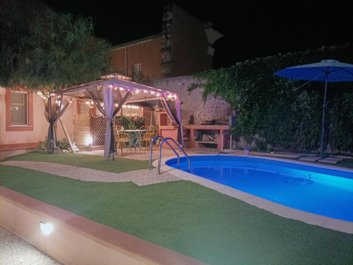 Maison Belle Époque&suites Oristano Exterior foto