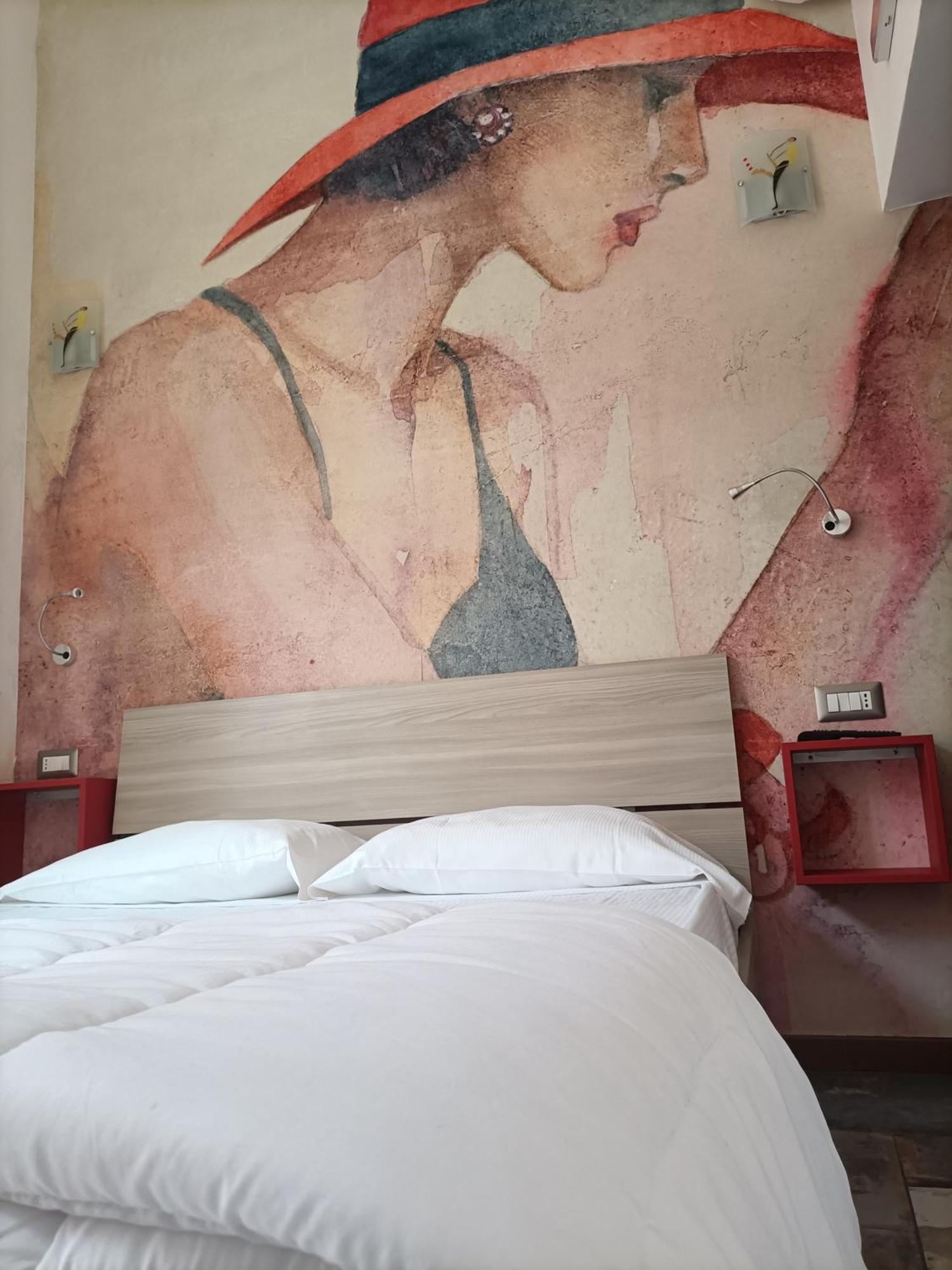 Maison Belle Époque&suites Oristano Habitación foto
